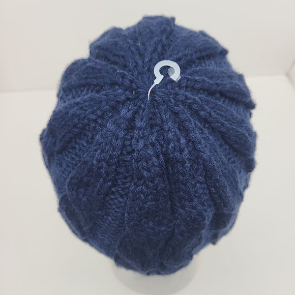 New Era Women's Seattle Seahawks Beanie NFL Apparel Winter Cap Blue Headwear - Picture 8 of 15